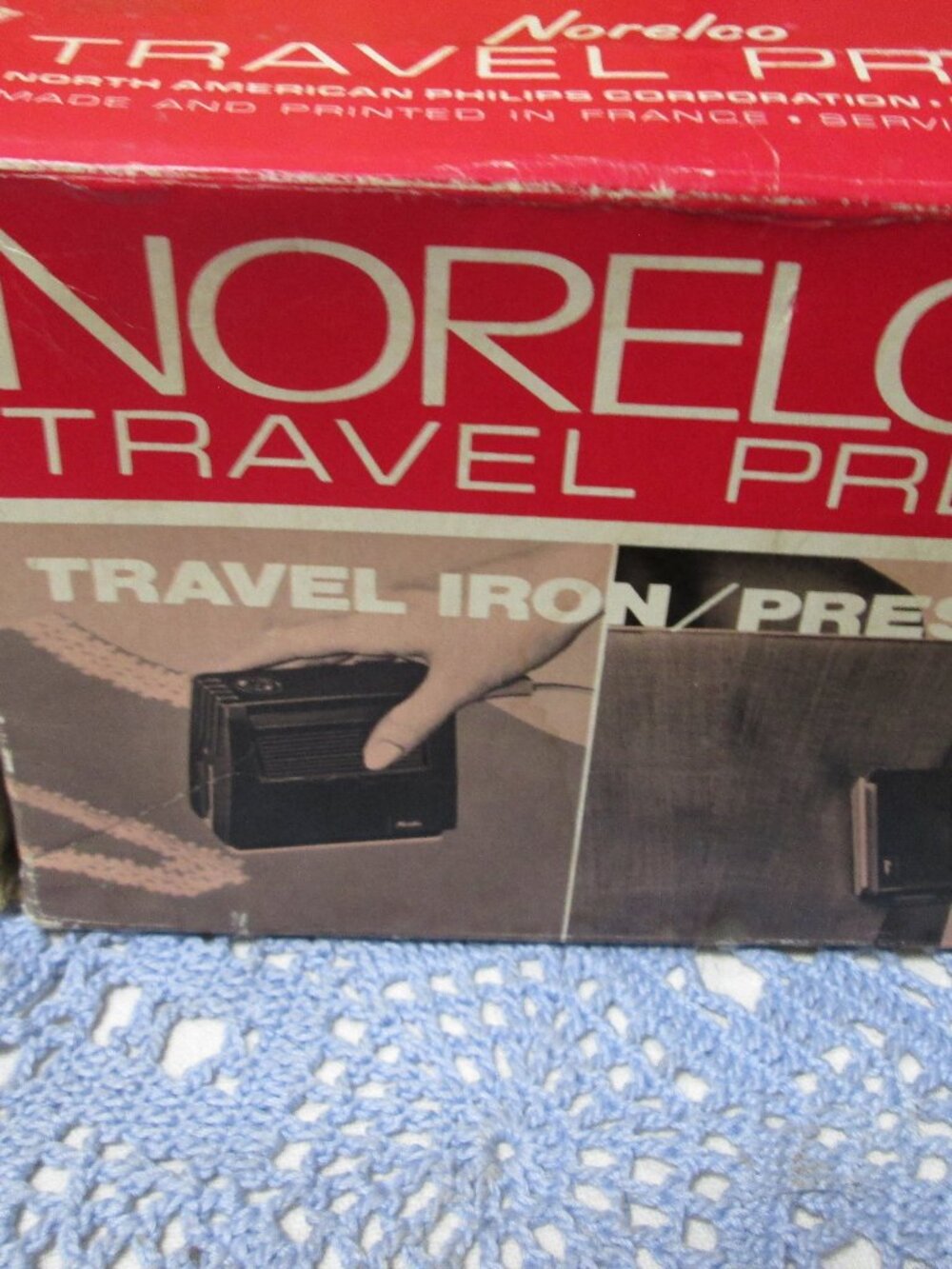 In box great travel tool this Norelco Travel press works great